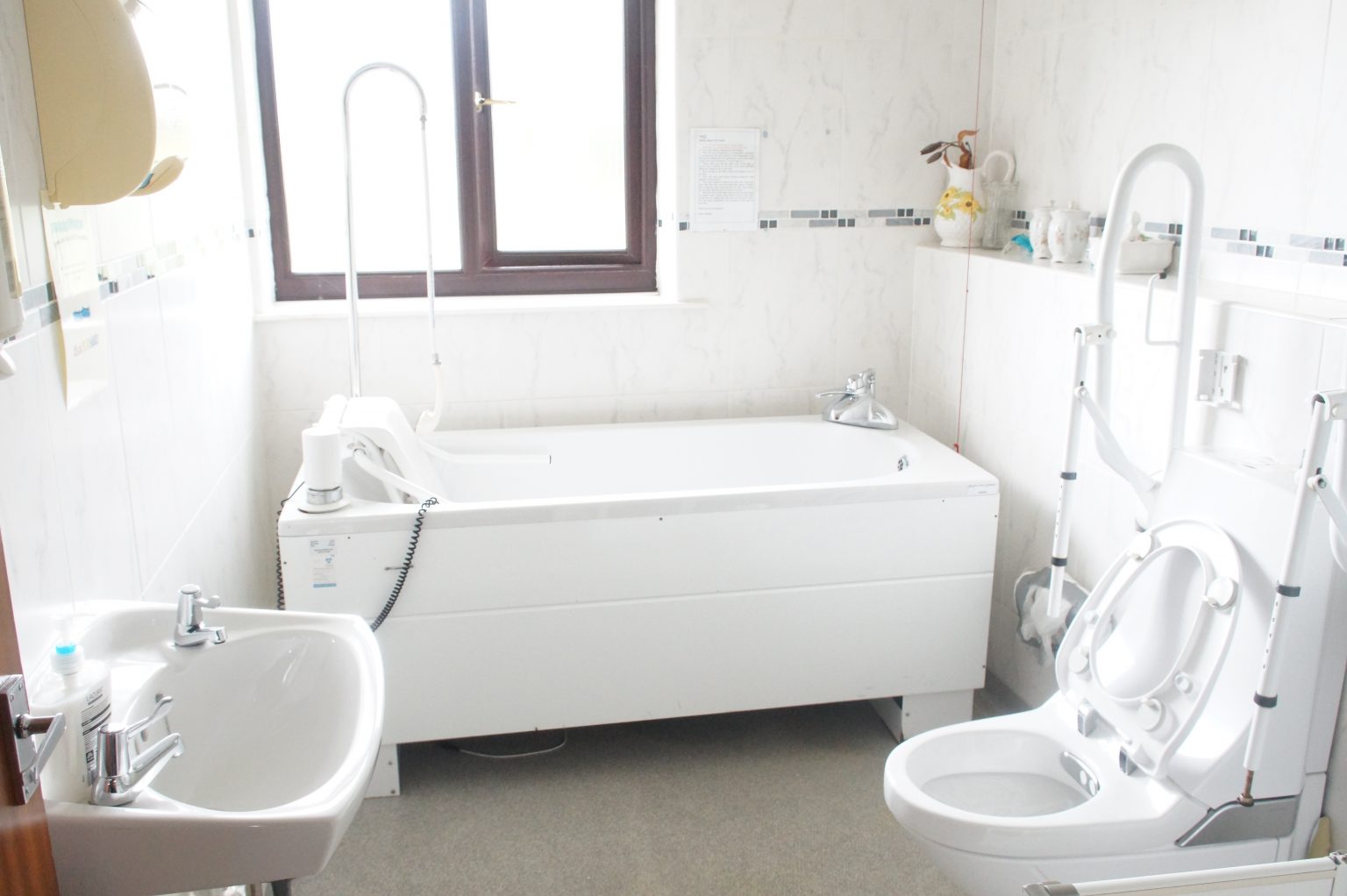 Newhey Manor Lilycare